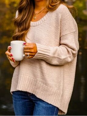Caitlin Covington x Pink Lily Kelsey Sweater Taupe Wide Neck Off Shoulder Soft M